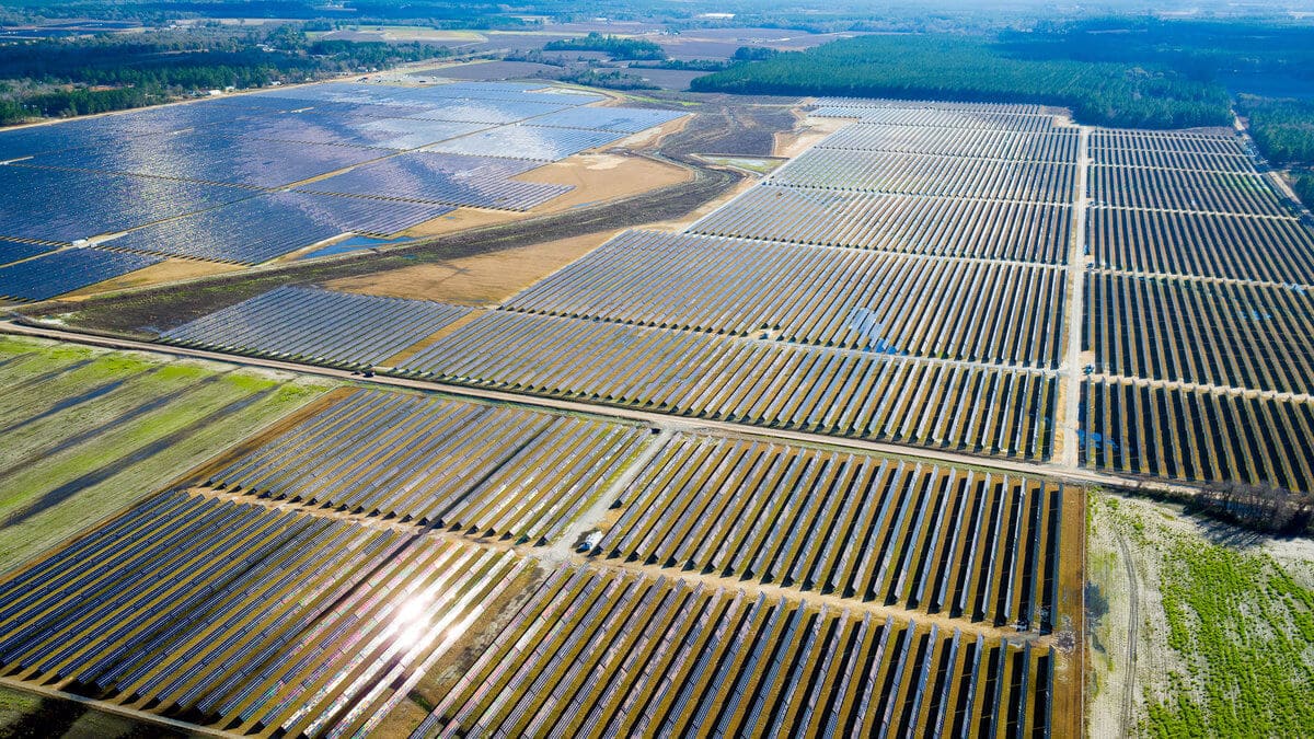 wide shot of dalton, georgia solar farm