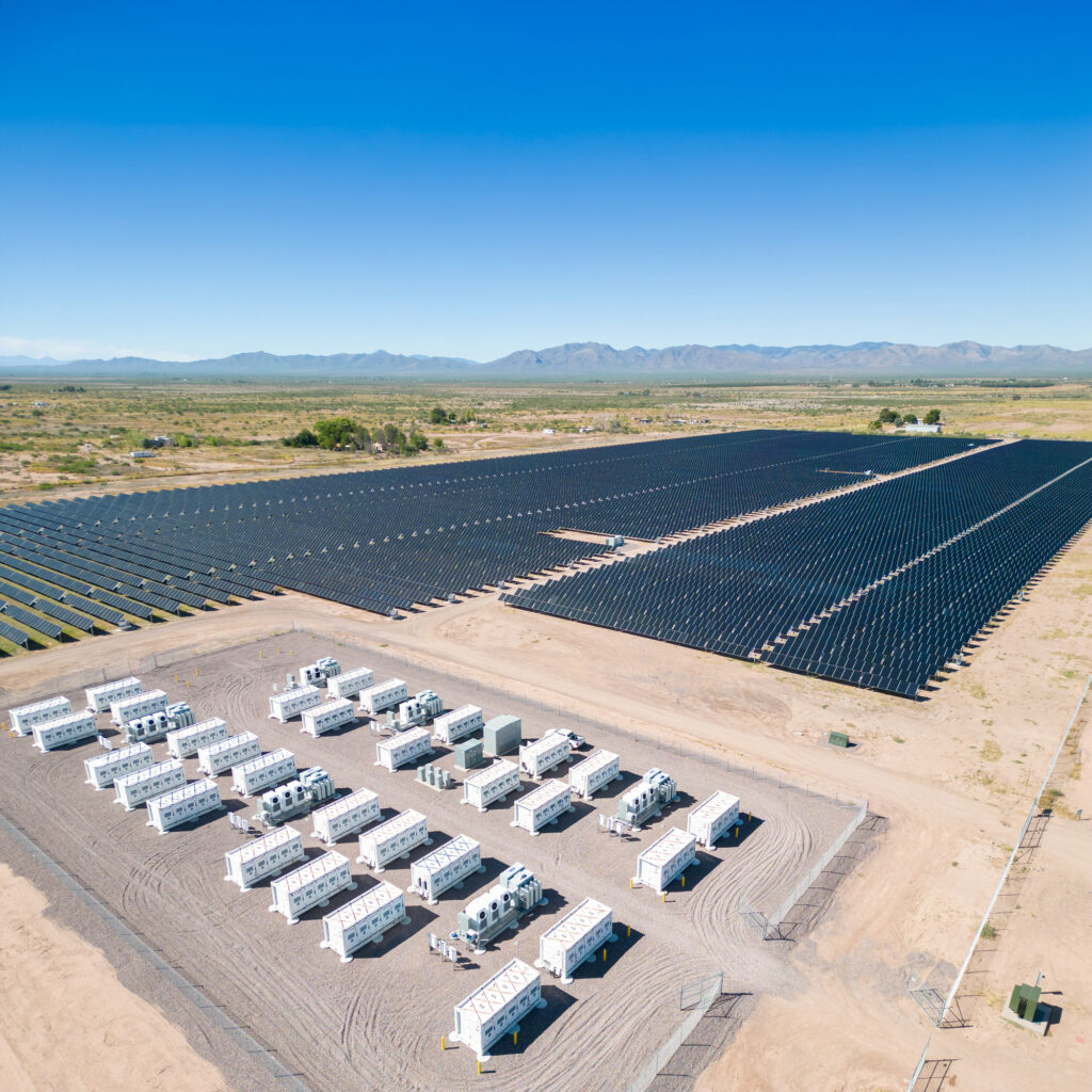 2023-1004_McNeal Solar Farm_Arizona panels battery storage_4 300dpi FINAL (1)